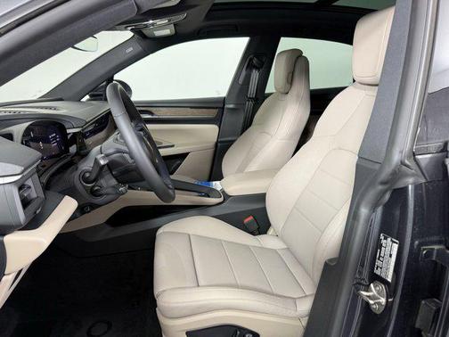 2025 Porsche Macan Electric