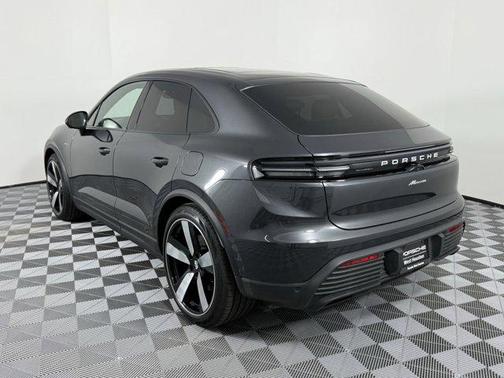 2025 Porsche Macan Electric