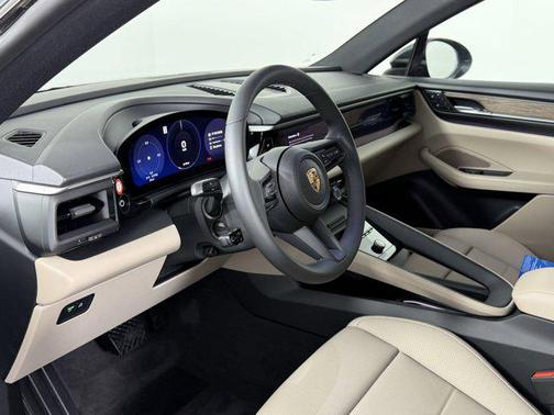 2025 Porsche Macan Electric