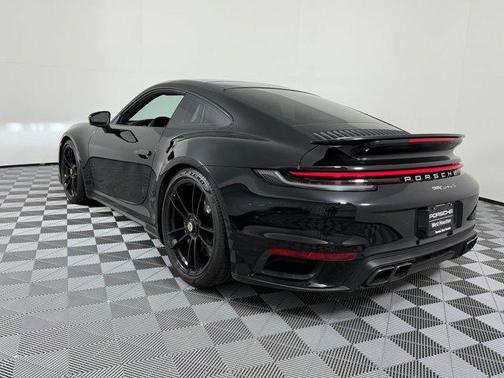 2022 Porsche 911 Turbo S