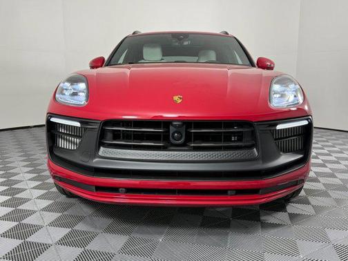 2026 Porsche Macan GTS