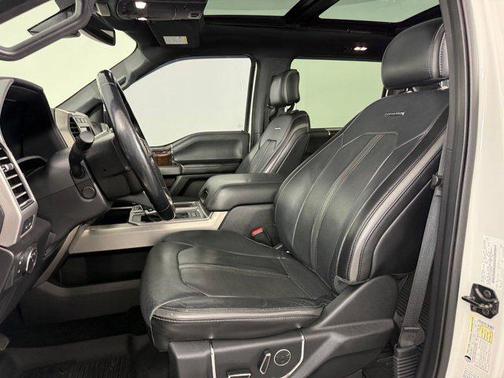 2017 Ford F-150 Platinum