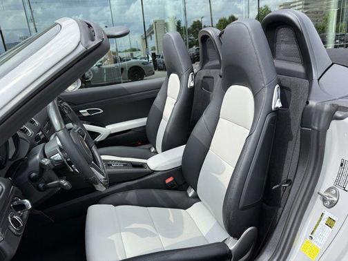 2025 Porsche 718 Boxster Style Edition