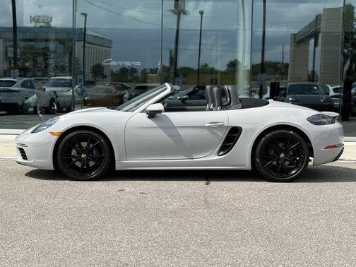 2025 Porsche 718 Boxster Style Edition