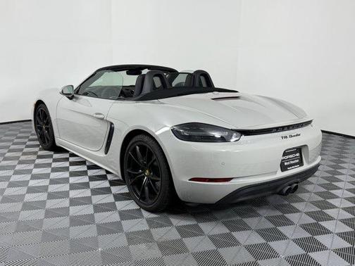 2025 Porsche 718 Boxster Style Edition