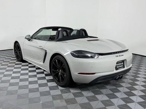 2025 Porsche 718 Boxster Style Edition