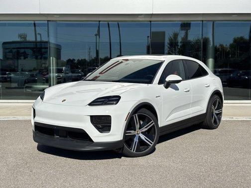 2024 Porsche Macan Base