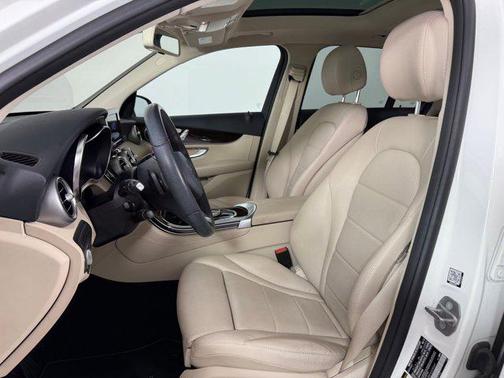 2017 Mercedes-Benz GLC 300 Base