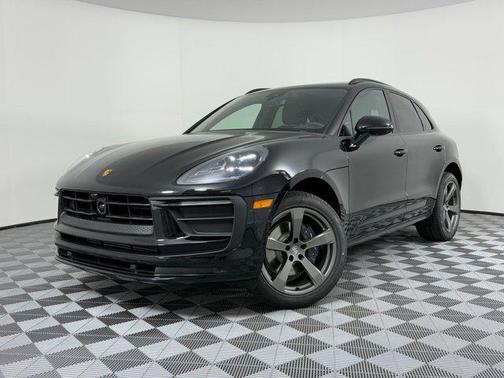 2026 Porsche Macan AWD