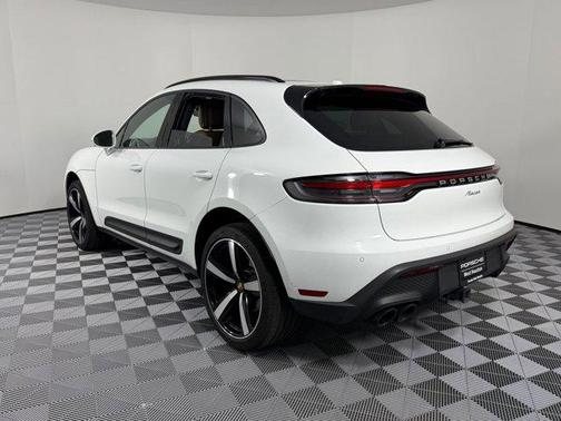2024 Porsche Macan AWD