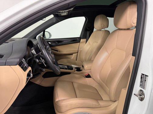 2024 Porsche Macan AWD