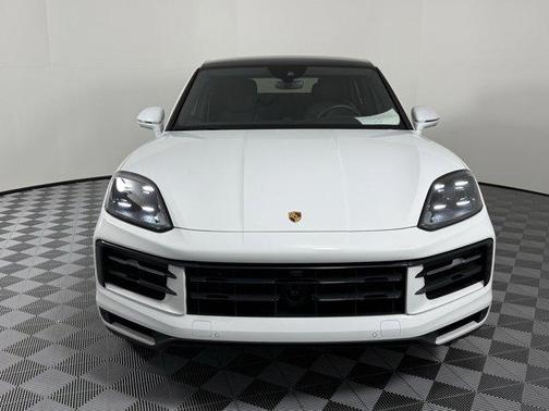 2024 Porsche Cayenne Coupe