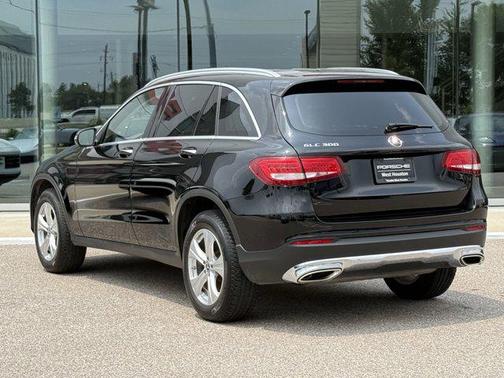 2017 Mercedes-Benz GLC 300 Base