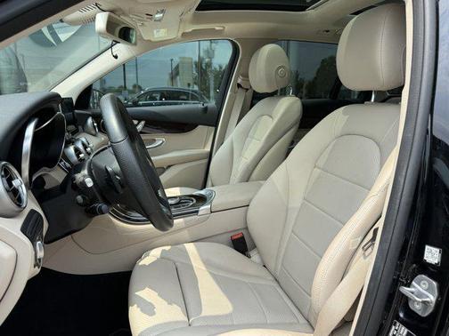 2017 Mercedes-Benz GLC 300 Base