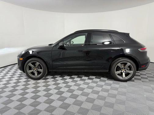2024 Porsche Macan Base