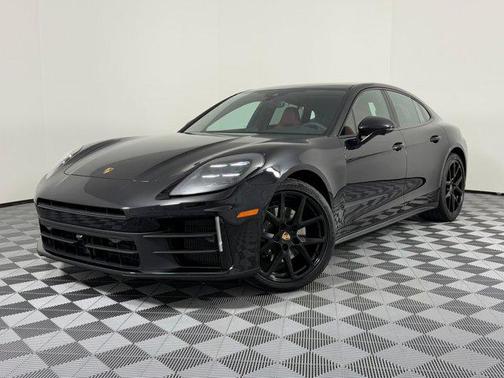 2026 Porsche Panamera RWD