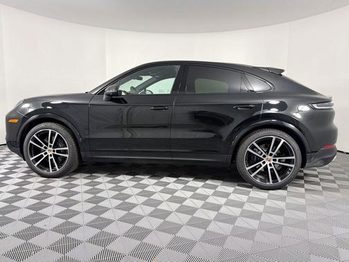 Chromite Black Metallic 2026 Porsche Cayenne Cayenne