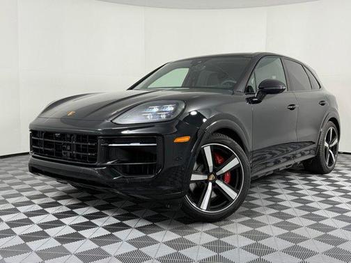 2026 Porsche Cayenne GTS