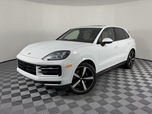 2024 Porsche Cayenne AWD
