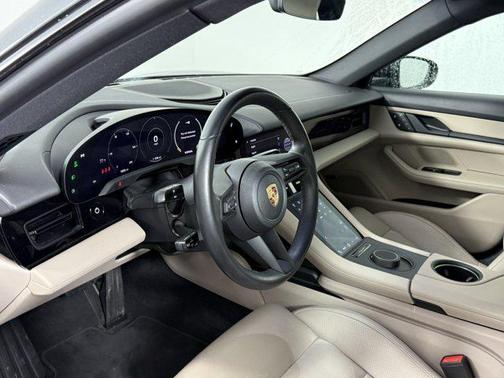2024 Porsche Taycan RWD