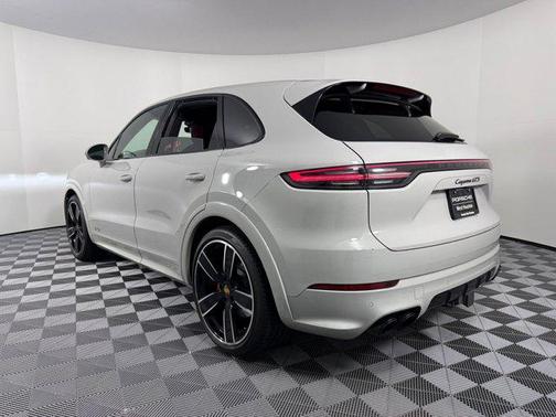 2022 Porsche Cayenne GTS