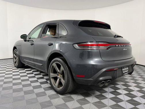 2023 Porsche Macan AWD