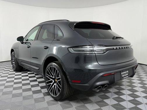 2026 Porsche Macan AWD