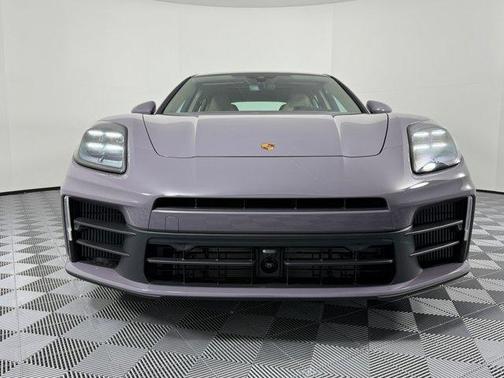 2026 Porsche Panamera 4