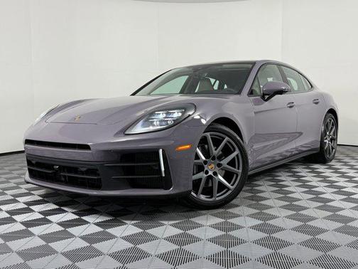 2026 Porsche Panamera 4