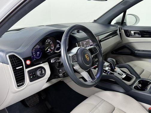 2021 Porsche Cayenne E-Hybrid S