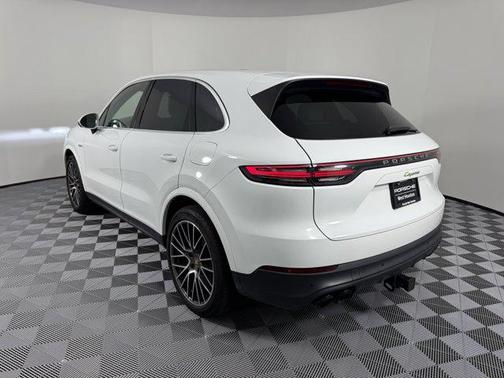 2021 Porsche Cayenne E-Hybrid S