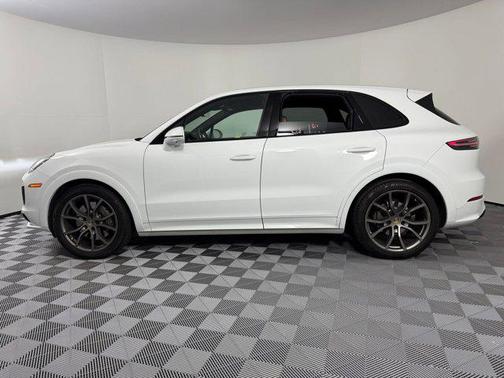 2019 Porsche Cayenne S