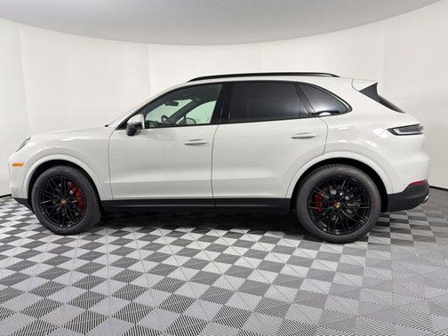 Chalk 2026 Porsche Cayenne S