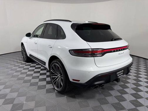 2025 Porsche Macan S