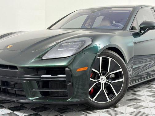 Green 2026 Porsche Panamera 4S