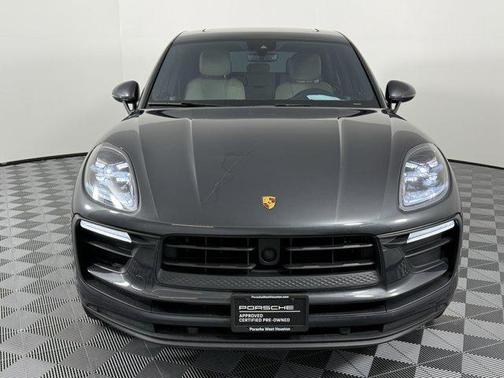 2023 Porsche Macan Base
