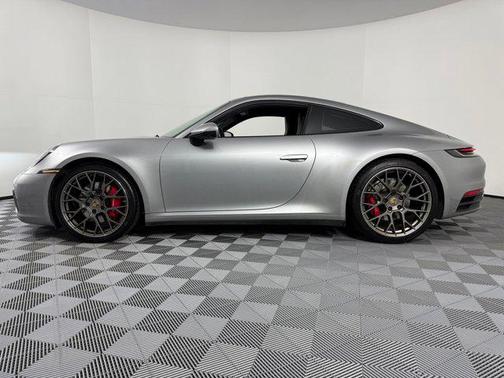 2020 Porsche 911 Carrera S
