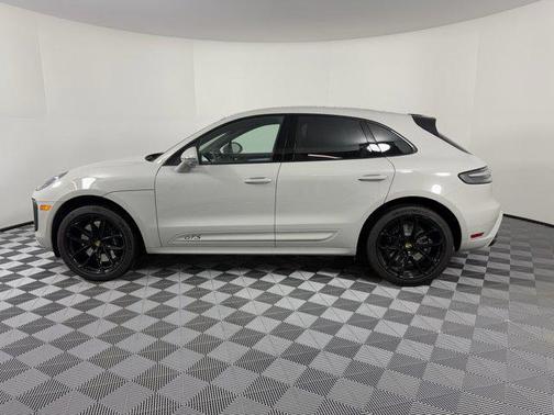 2024 Porsche Macan GTS