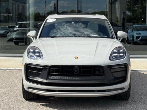 2024 Porsche Macan GTS