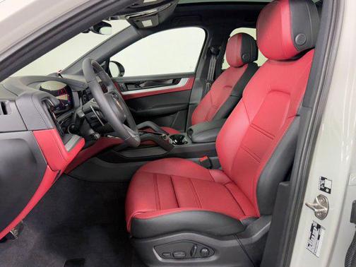 2026 Porsche Cayenne S
