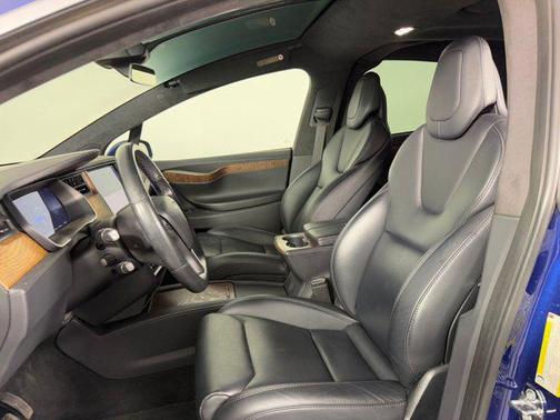 2019 Tesla Model X Long Range