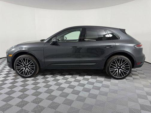 2025 Porsche Macan AWD