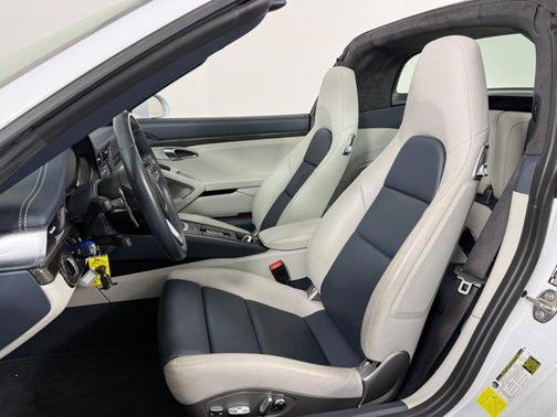 2019 Porsche 911 Targa 4S