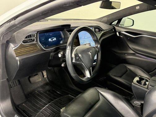 2016 Tesla Model S 70D