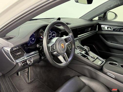 2020 Porsche Panamera 4S