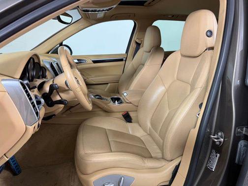 2014 Porsche Cayenne S