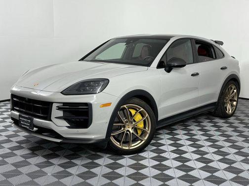 2024 Porsche Cayenne Turbo GT