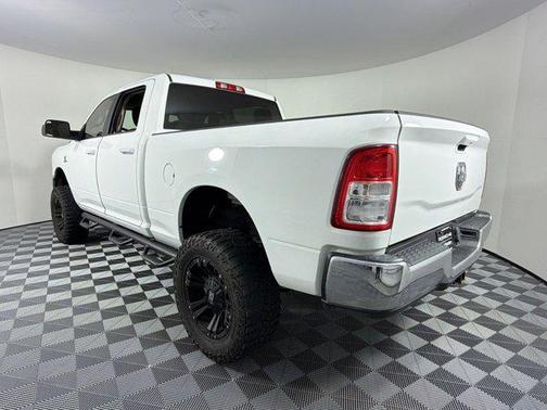 Bright White Clearcoat 2019 RAM 2500 Big Horn Crew Cab 4x4 6'4' Box