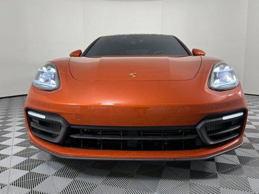 2022 Porsche Panamera 4