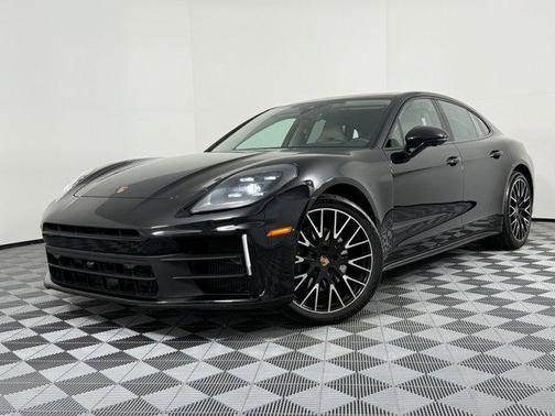 2025 Porsche Panamera RWD